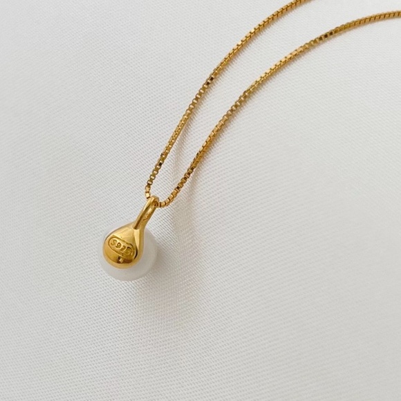 Sterling Silver Minimalist Dainty Pearl Necklace - Picture 5 of 5